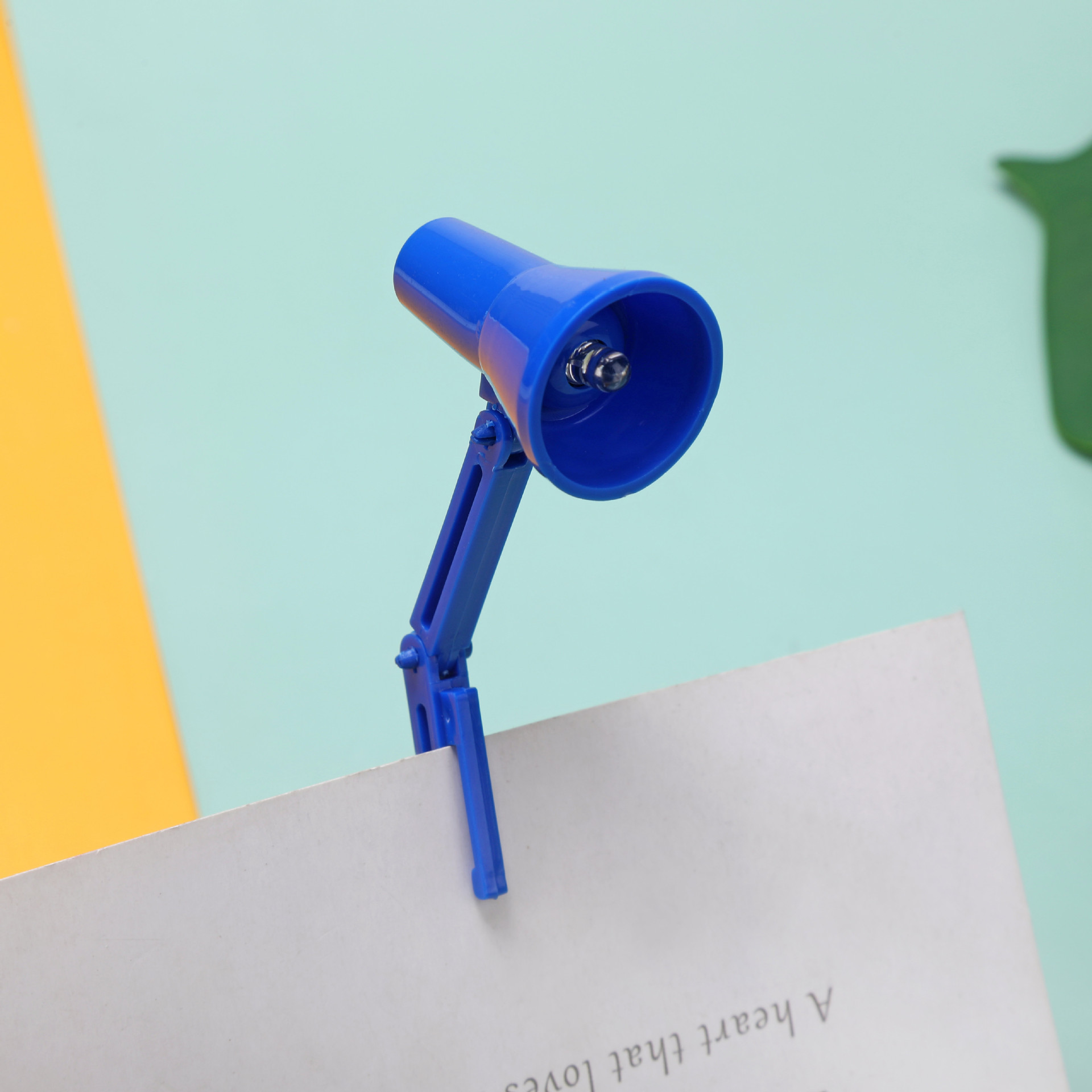 Mini lampka biurkowa LED Skład – Bookmark Magnetic Clip recenzja i cena